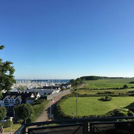 Appartement Strandhaus Am Yachthafen - Whg. 5 - 1. Stock, Mitte. Komfortwohnung Mit See/hafenblick Und Kostenlosem Strandkorb - #124394